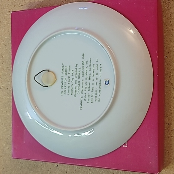 Vintag Peanuts Mother’s Day Plate - Picture 2 of 4